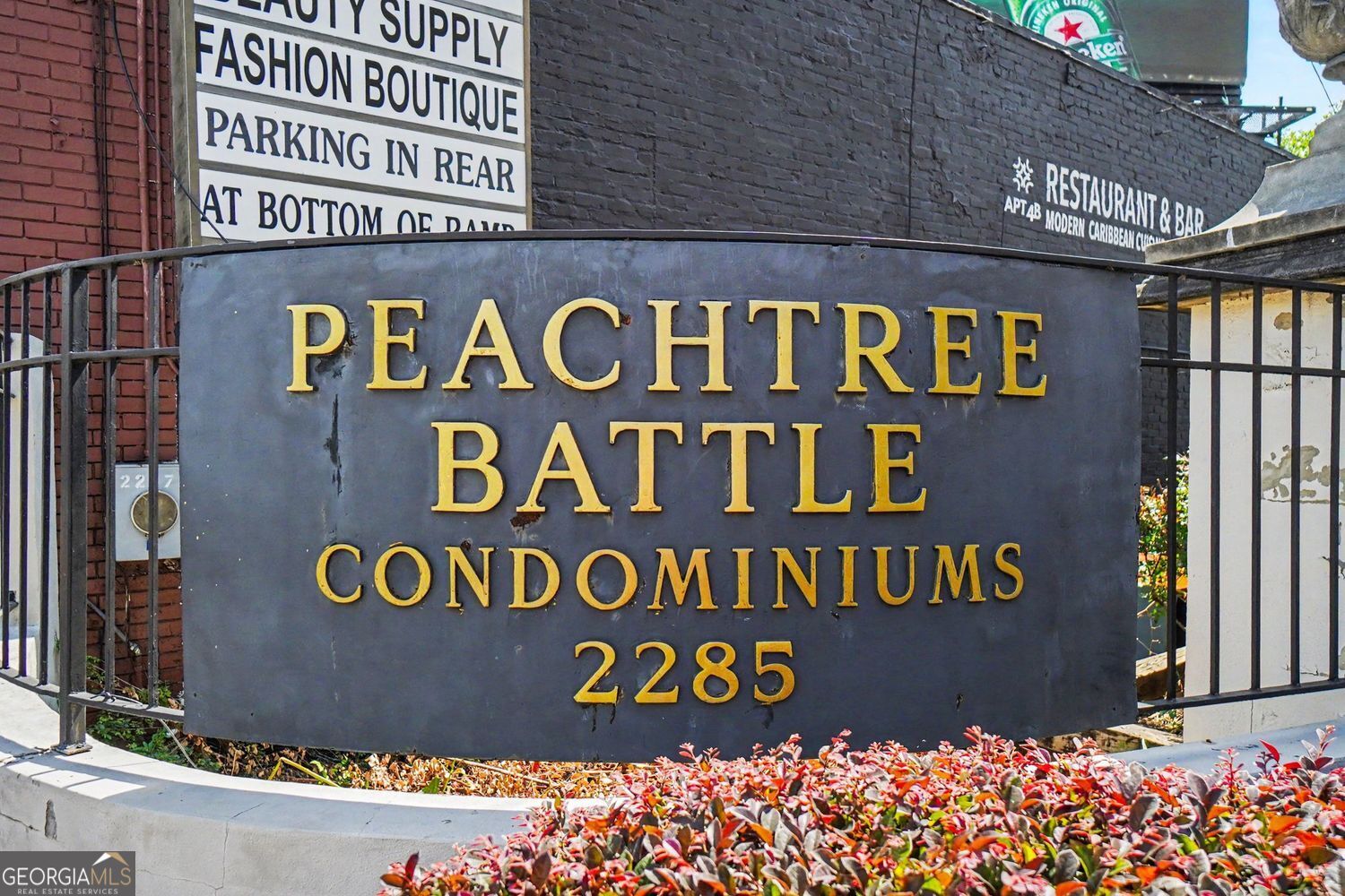 2285 Peachtree Road NE Atlanta GA 30309