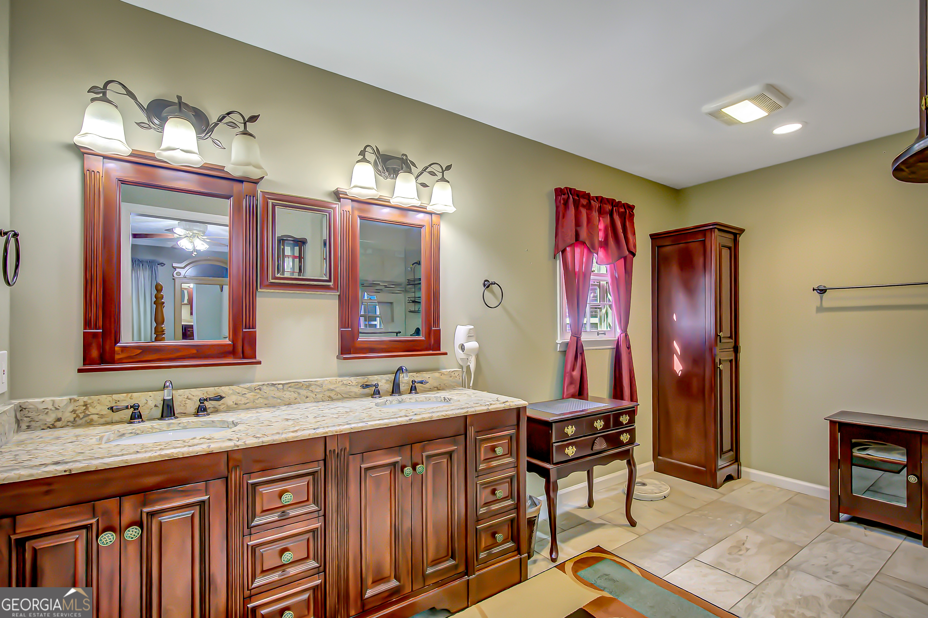 6450 Lake Sara Glen Drive Douglasville GA 30135