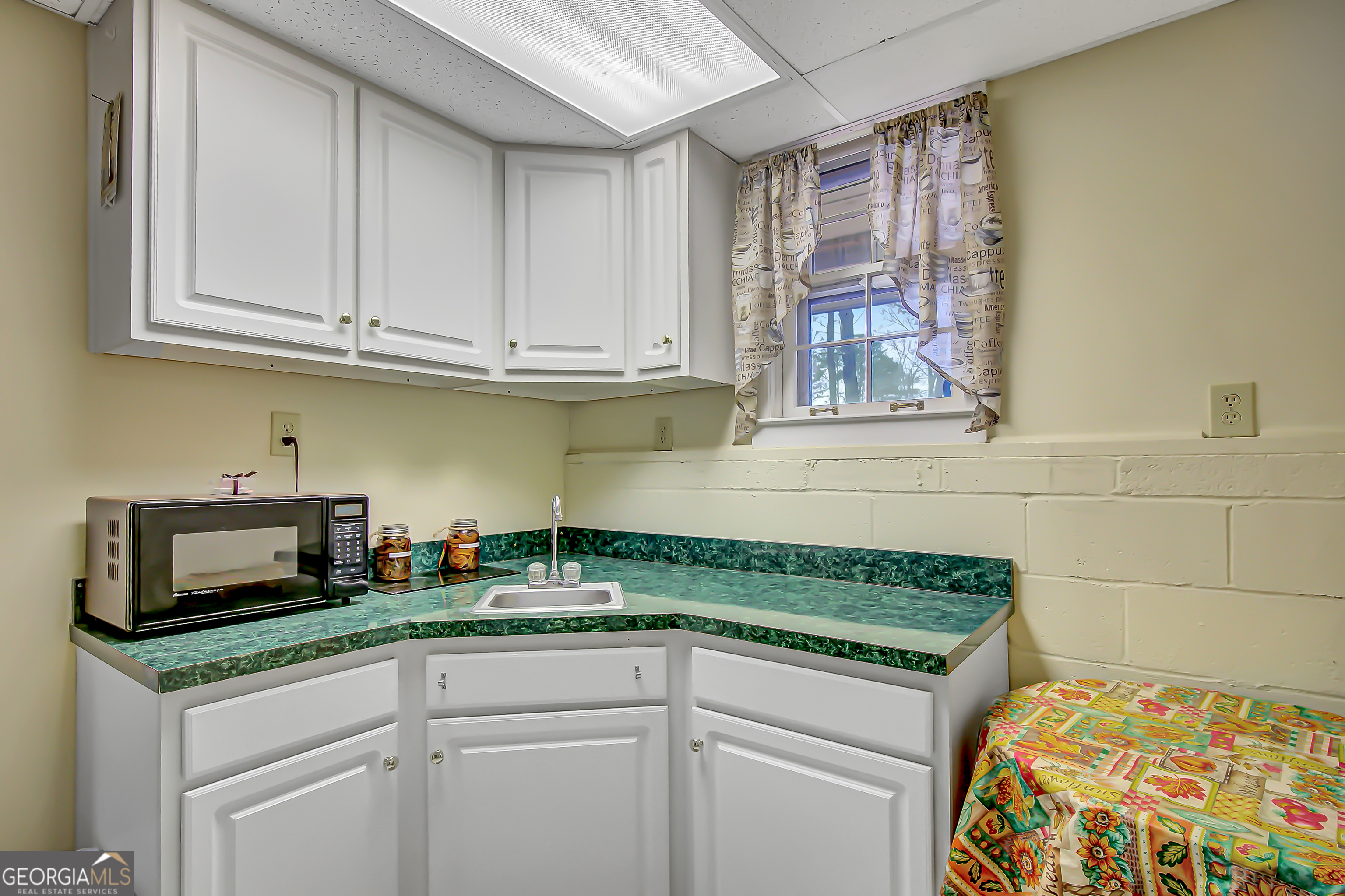 6450 Lake Sara Glen Drive Douglasville GA 30135