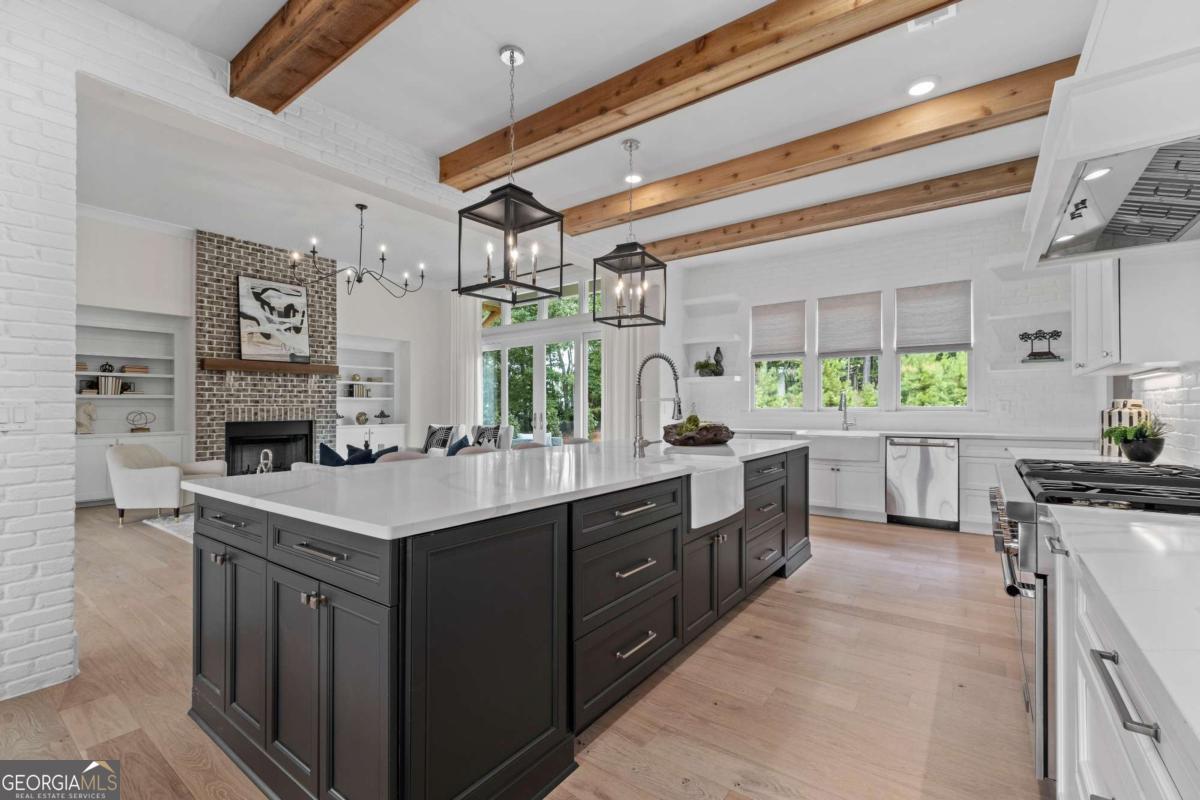 1013 Crossroad Trail Milton GA 30004