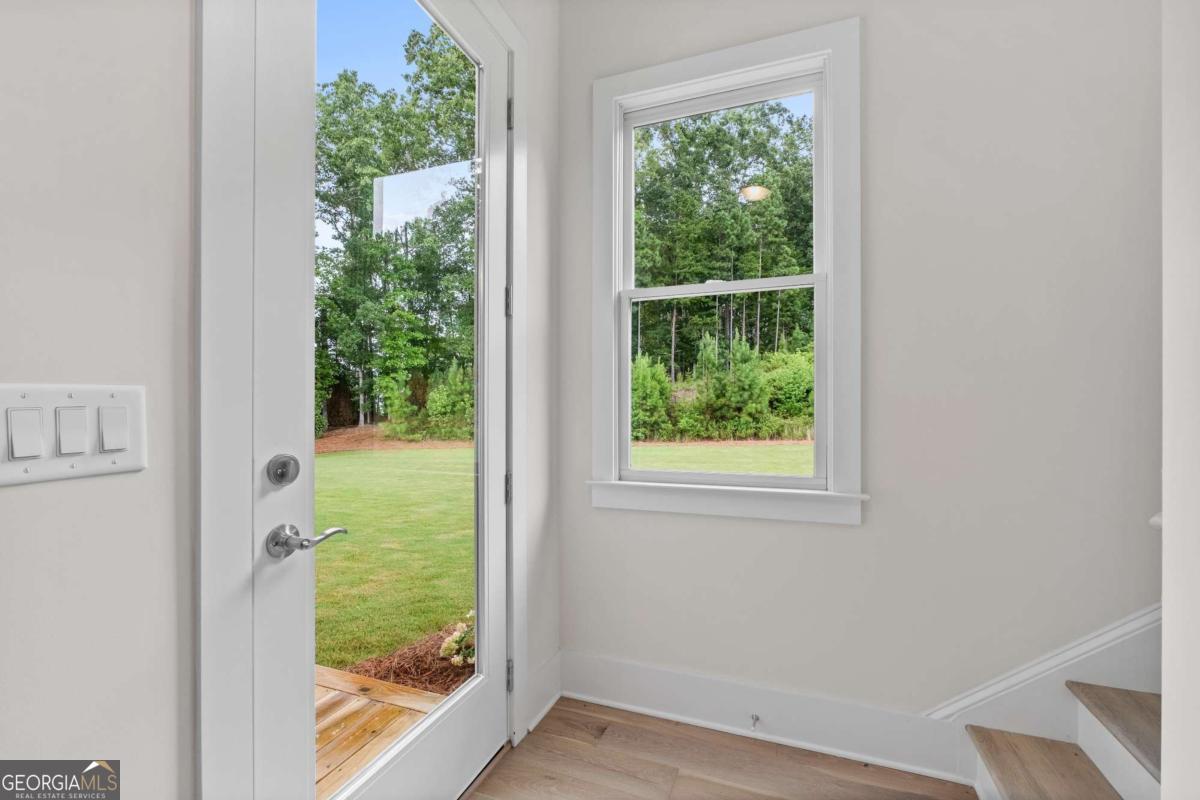 1013 Crossroad Trail Milton GA 30004