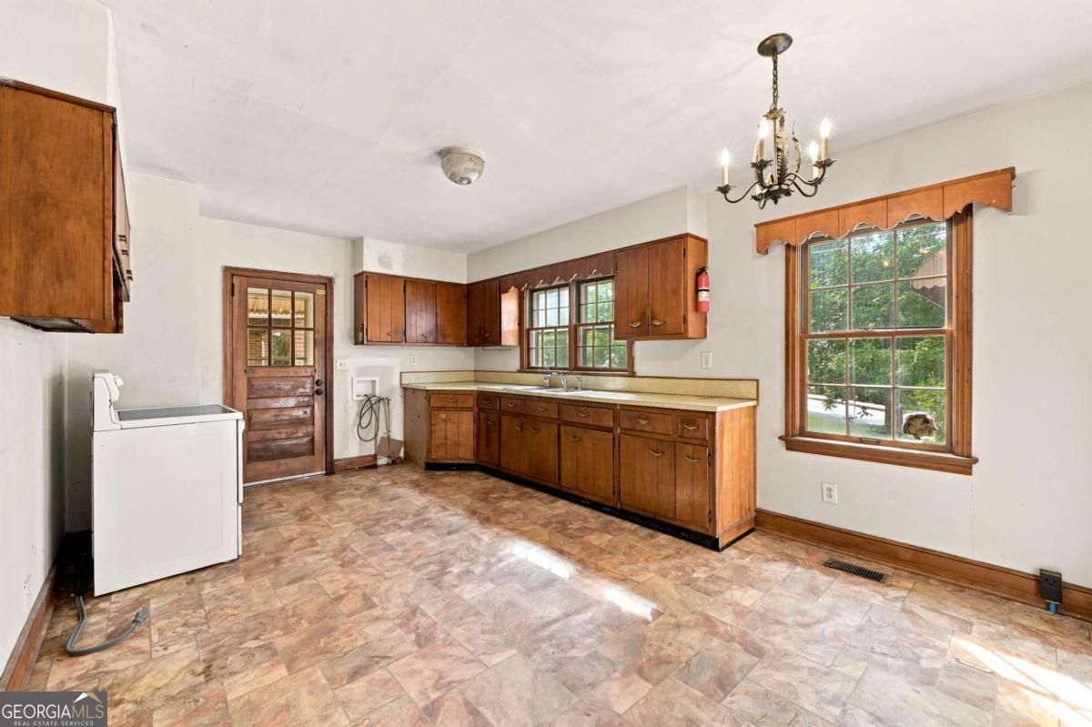 5922 Medlock Avenue Austell GA 30106