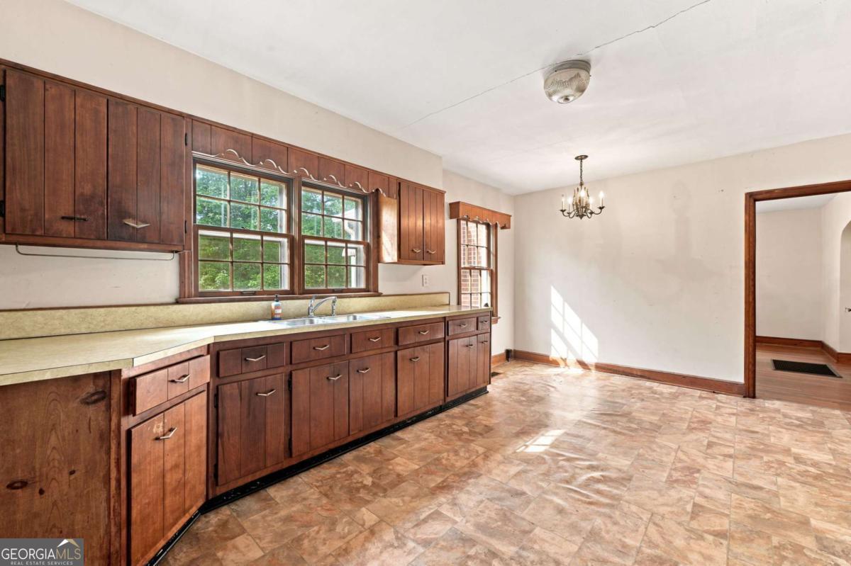 5922 Medlock Avenue Austell GA 30106