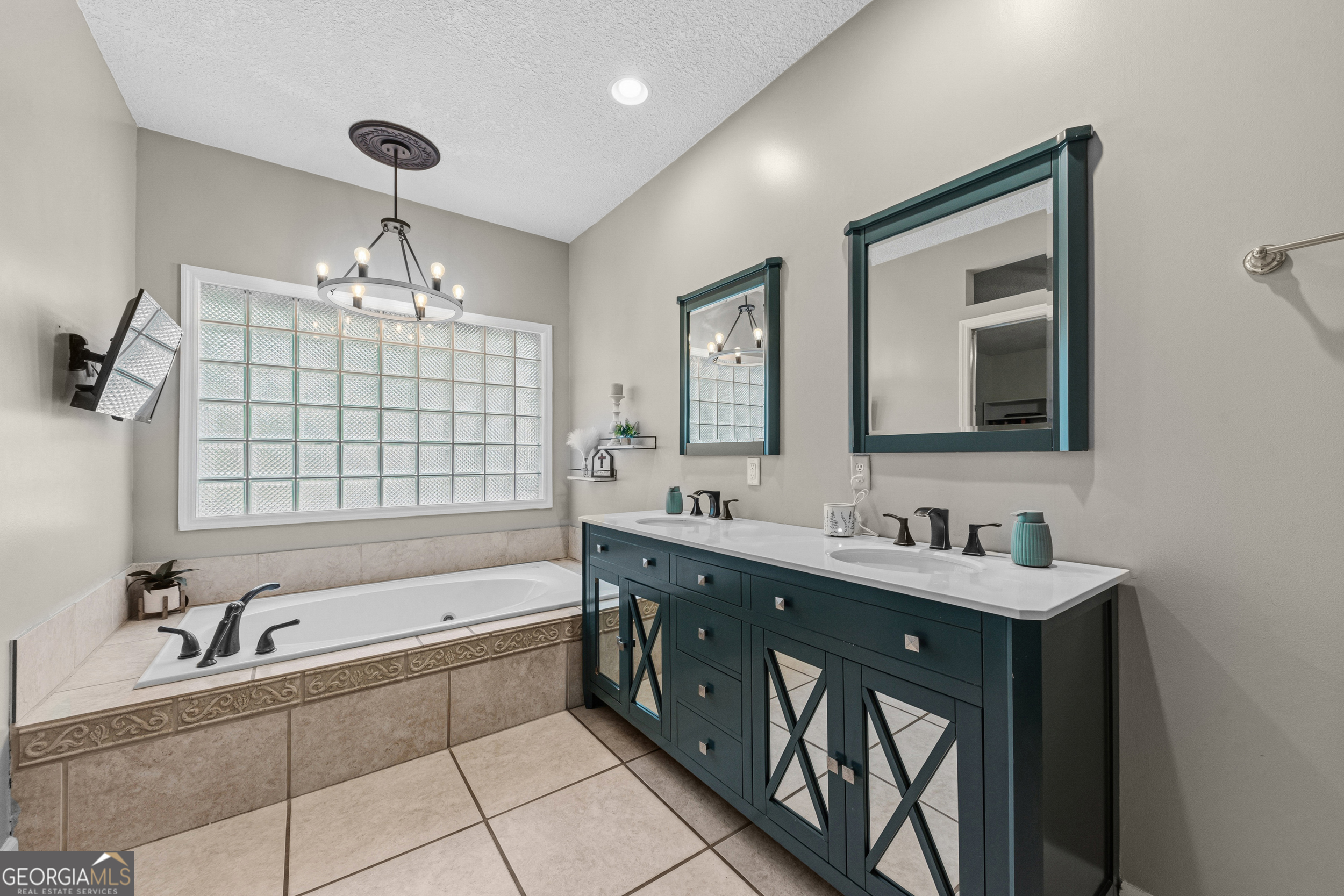 811 Riverview Drive W St. Marys GA 31558