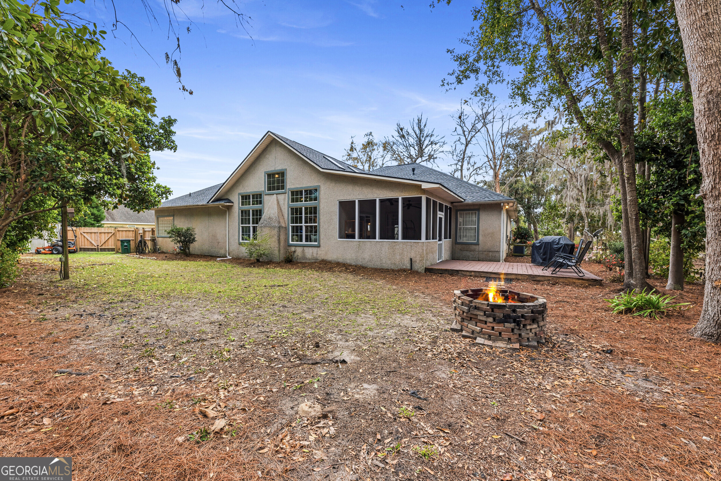811 Riverview Drive W St. Marys GA 31558