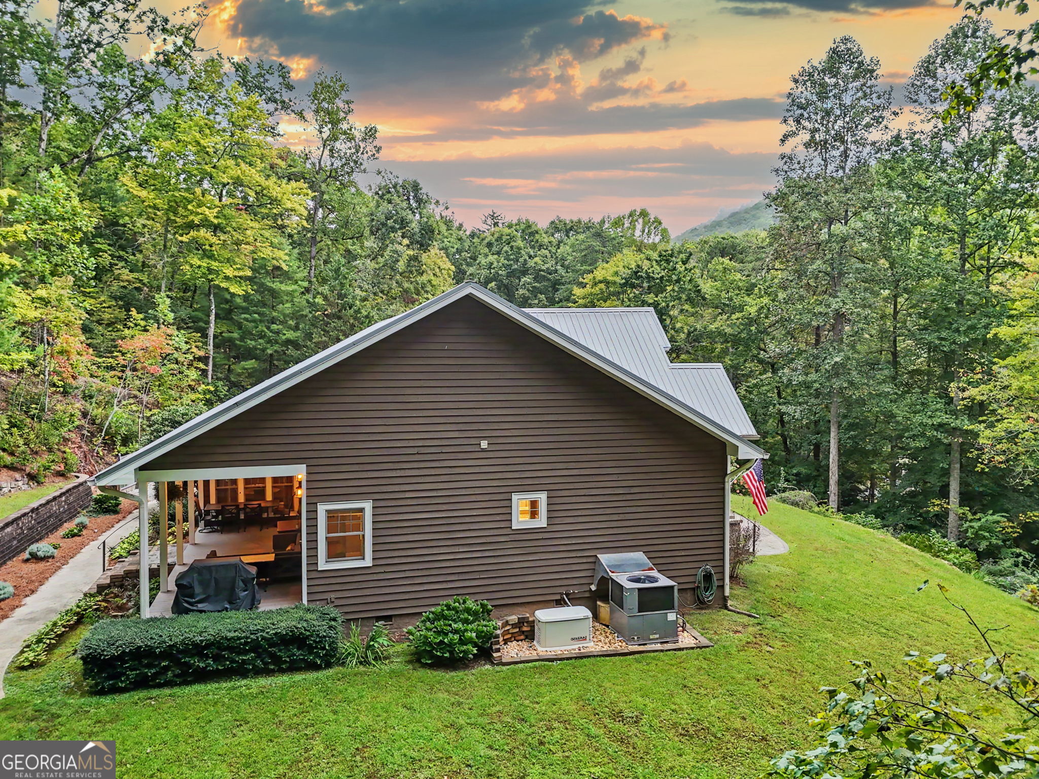 397 Standing Rock Drive Tiger GA 30576