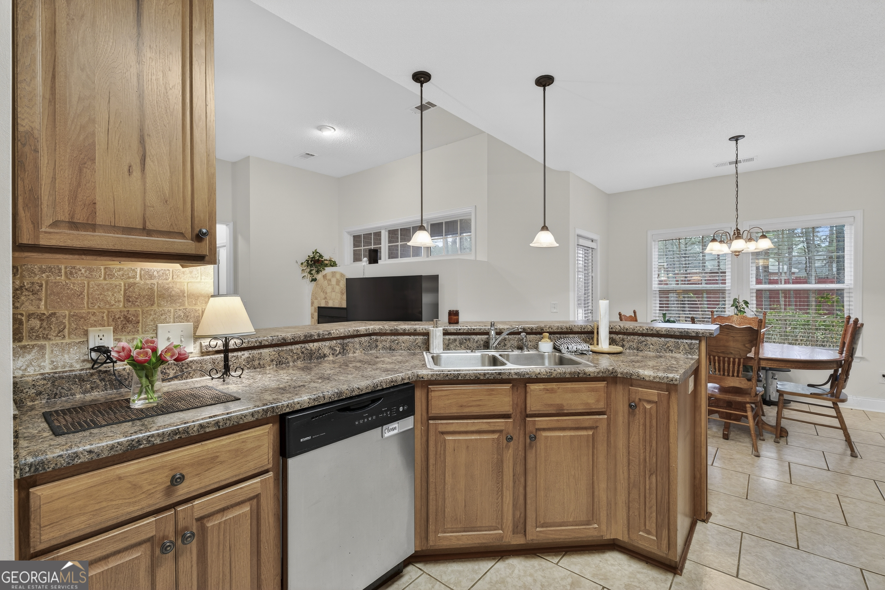 122 Shadow Lawn Drive Byron GA 31008