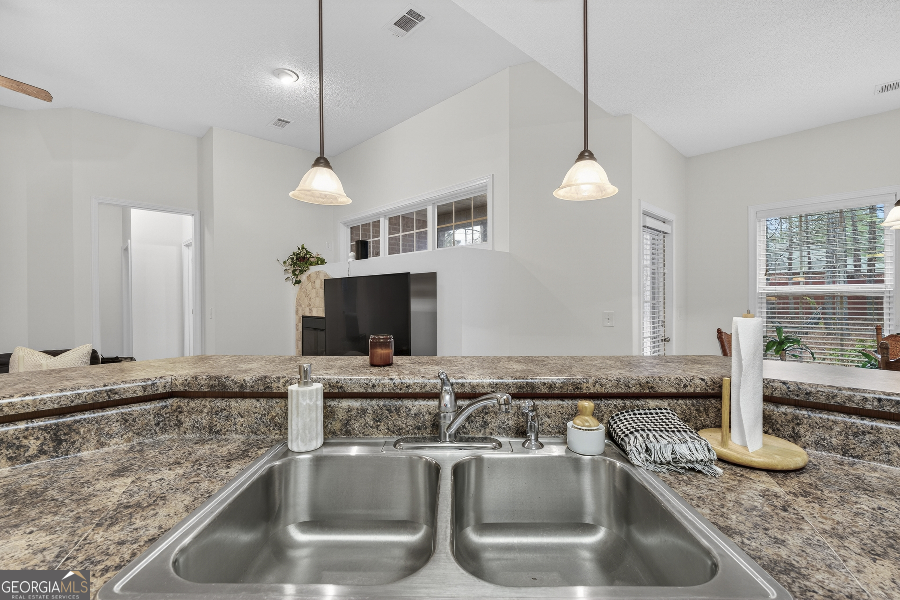 122 Shadow Lawn Drive Byron GA 31008