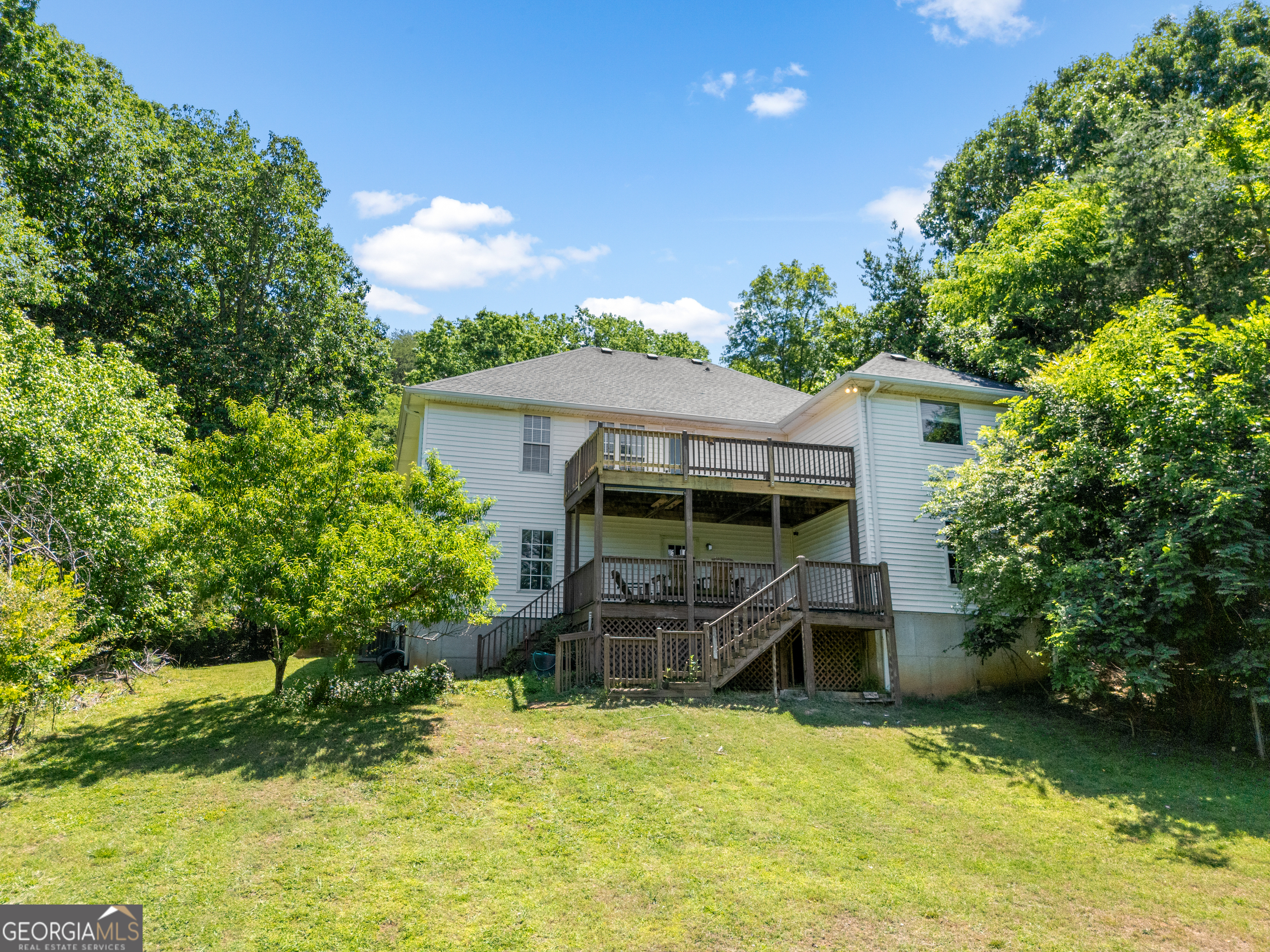 45 The Trail SE Lindale GA 30147