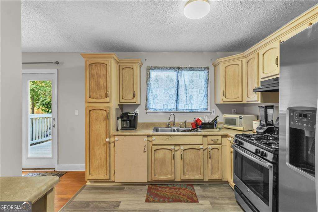 393 Cedar Trace SW Marietta GA 30008