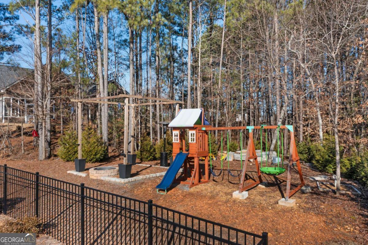 69 Fallen Branch Circle SE Rome GA 30161