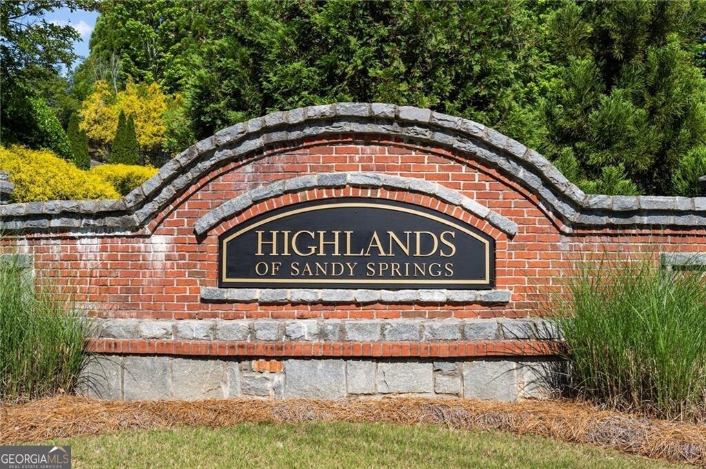 7805 Highland Bluff Sandy Springs GA 30328