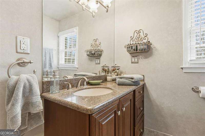 5763 E Emerald Oaks Lane Acworth GA 30102