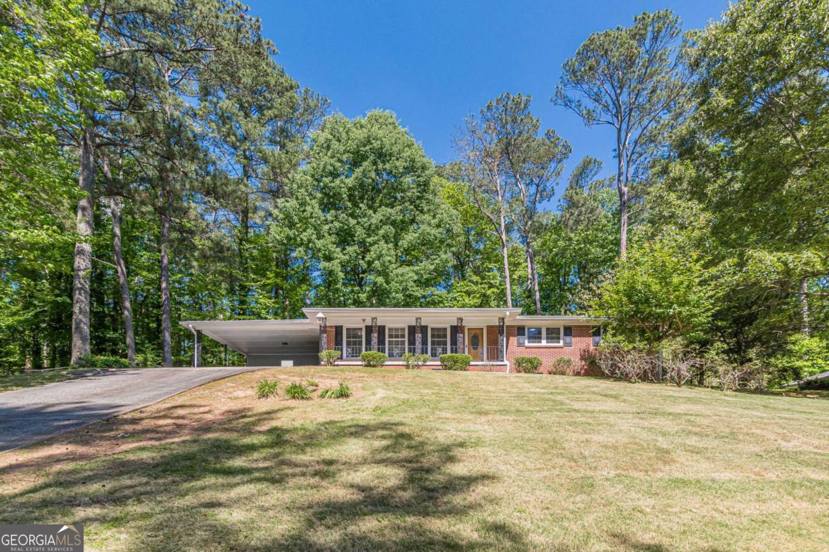 3483 Scenic Drive East Point GA 30344