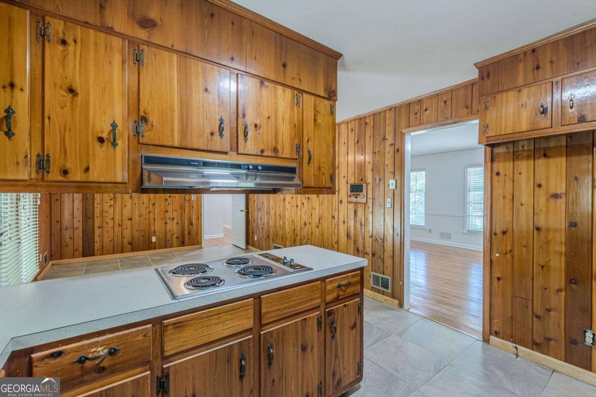 3483 Scenic Drive East Point GA 30344