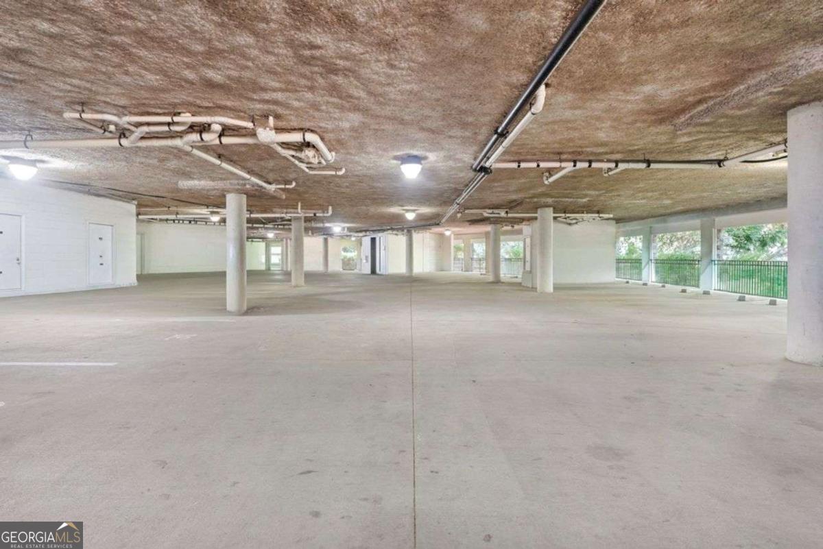 4100 Paces Walk SE Atlanta GA 30339