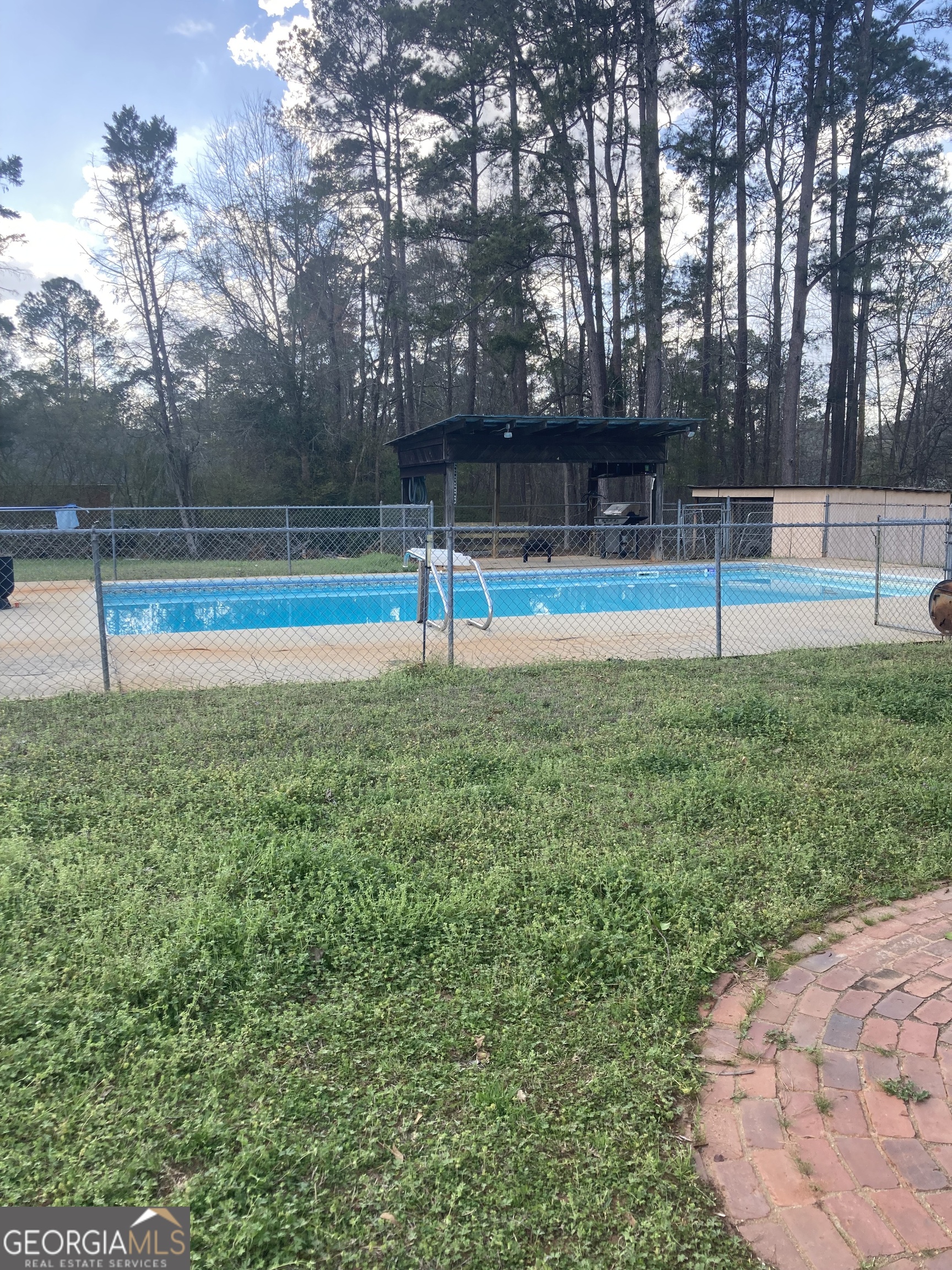 109 NE Trojan Circle NE Milledgeville GA 31061