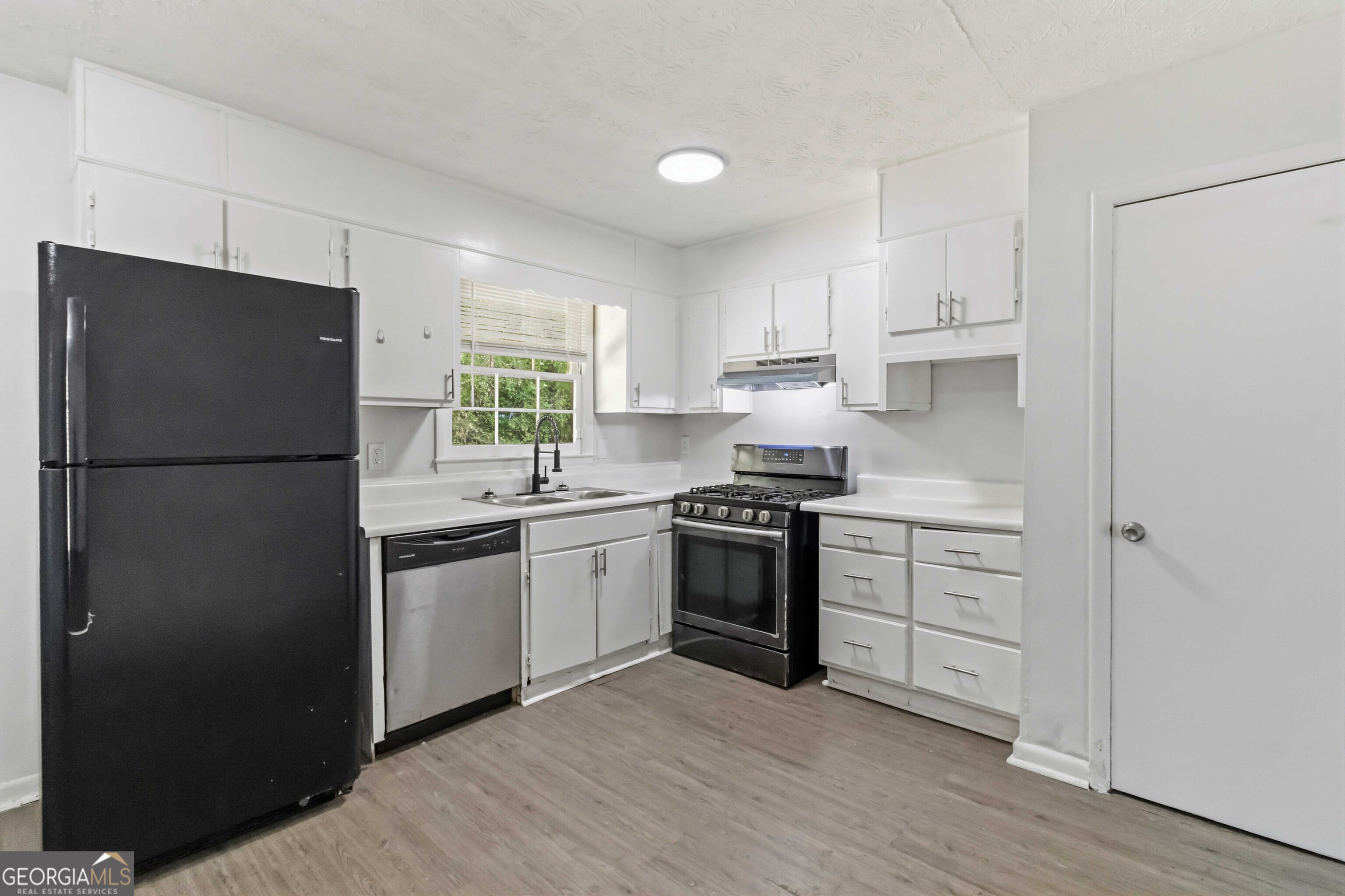 400 Cedar Wood Court Atlanta GA 30349