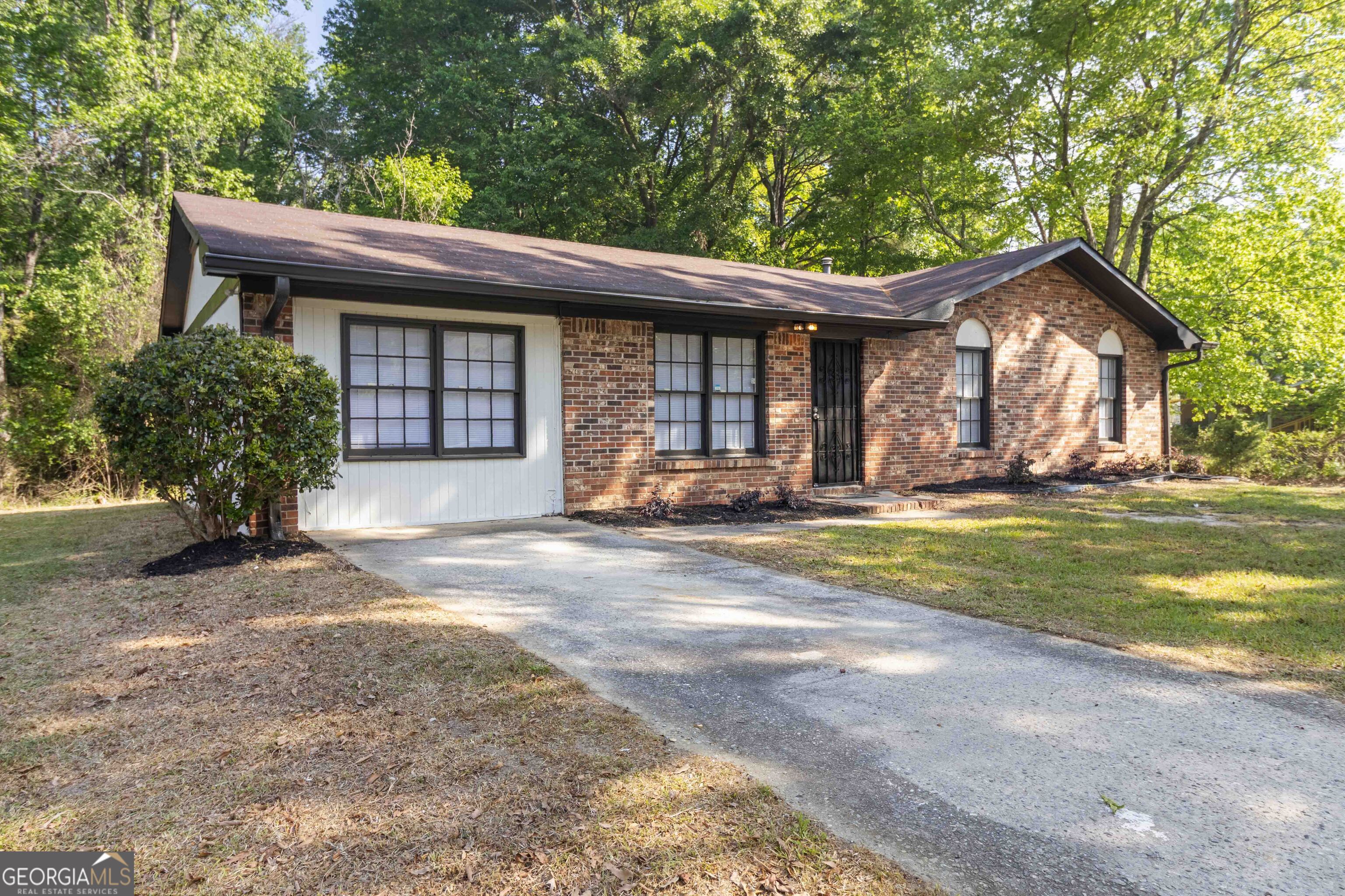 400 Cedar Wood Court Atlanta GA 30349
