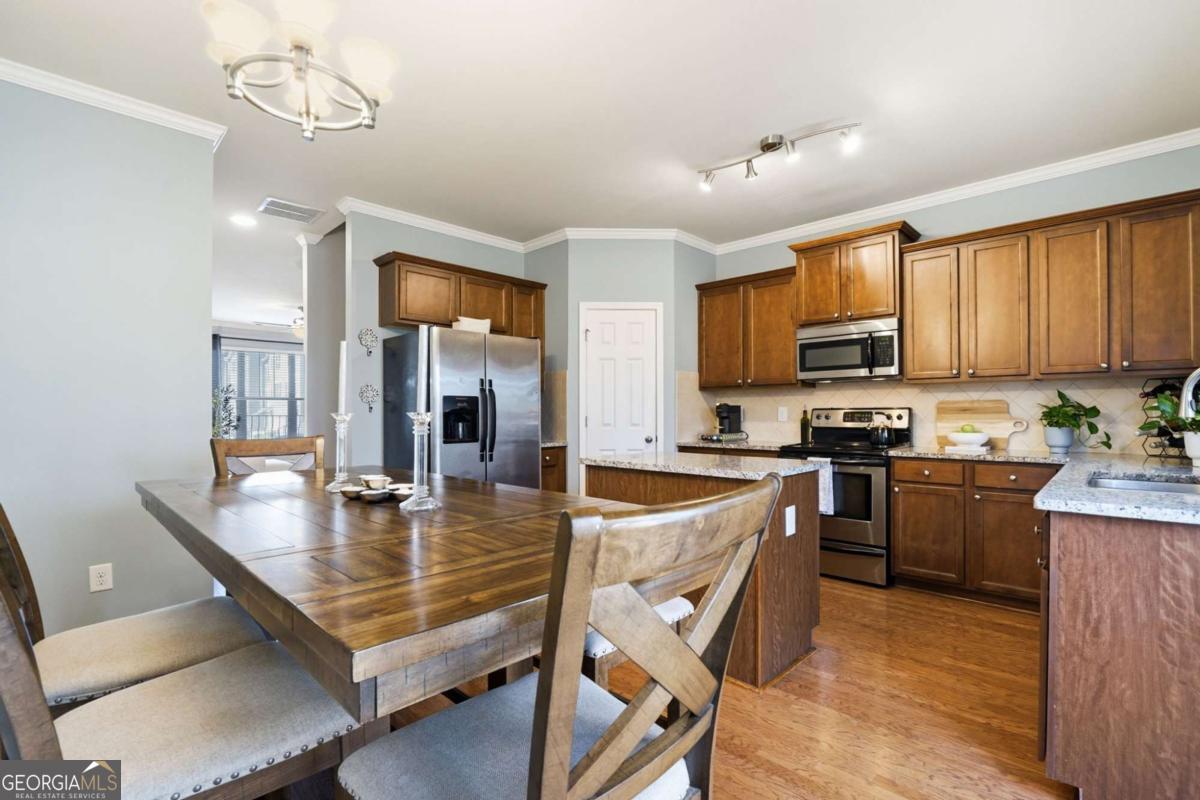 1649 Liberty Parkway NW Atlanta GA 30318