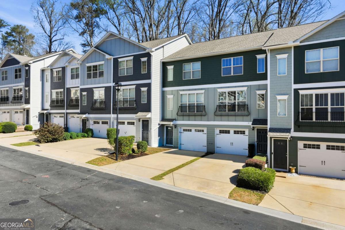 1649 Liberty Parkway NW Atlanta GA 30318