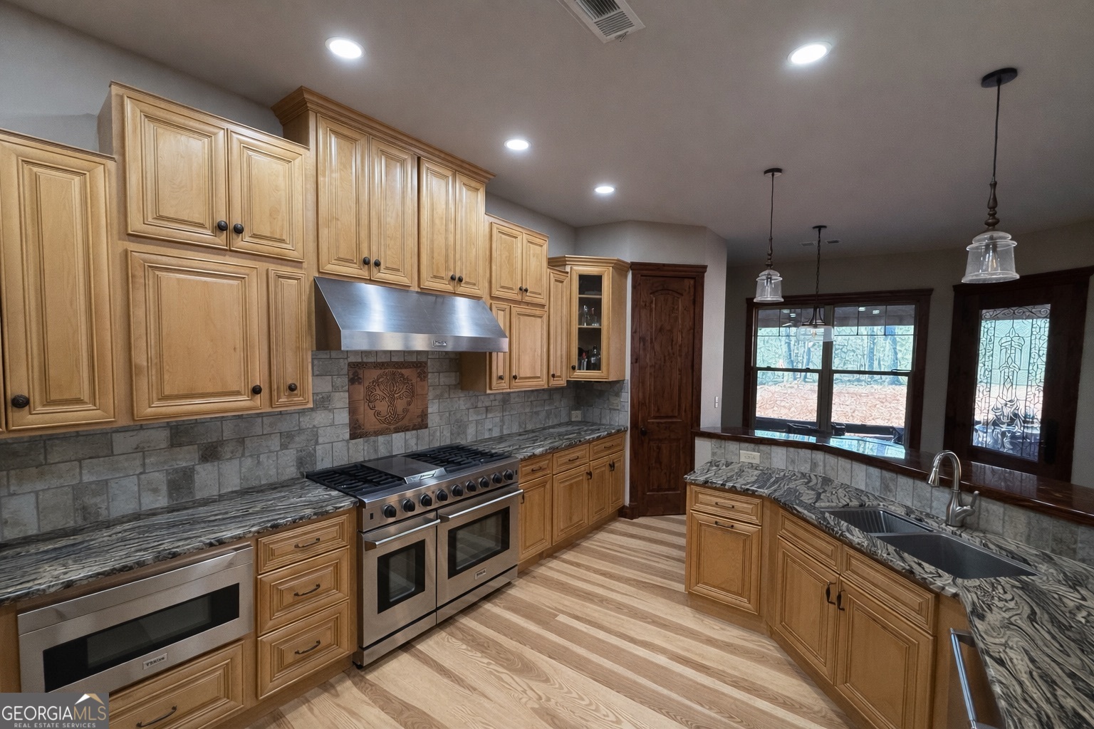 3331 Gumlog Road Young Harris GA 30582