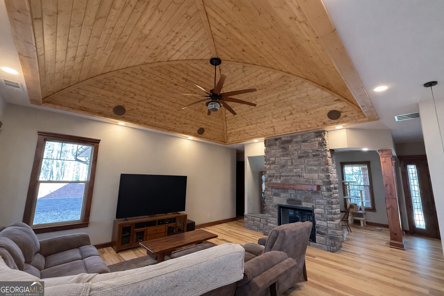 3331 Gumlog Road Young Harris GA 30582