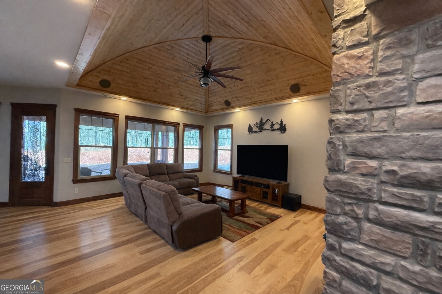3331 Gumlog Road Young Harris GA 30582