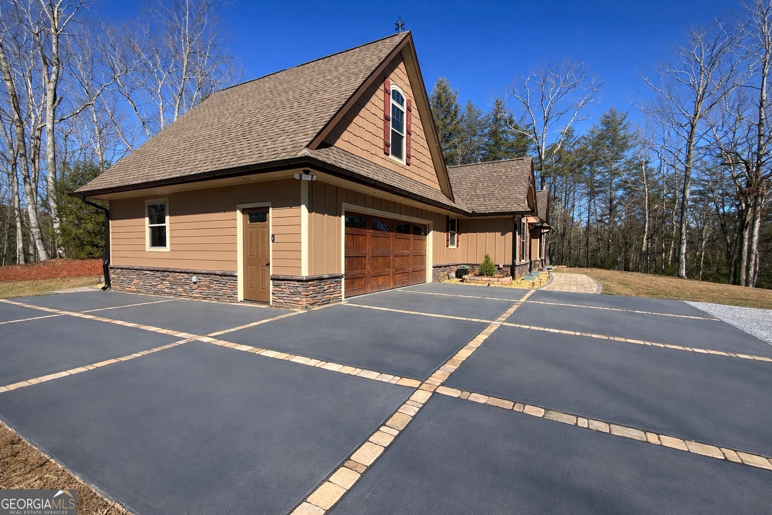 3331 Gumlog Road Young Harris GA 30582