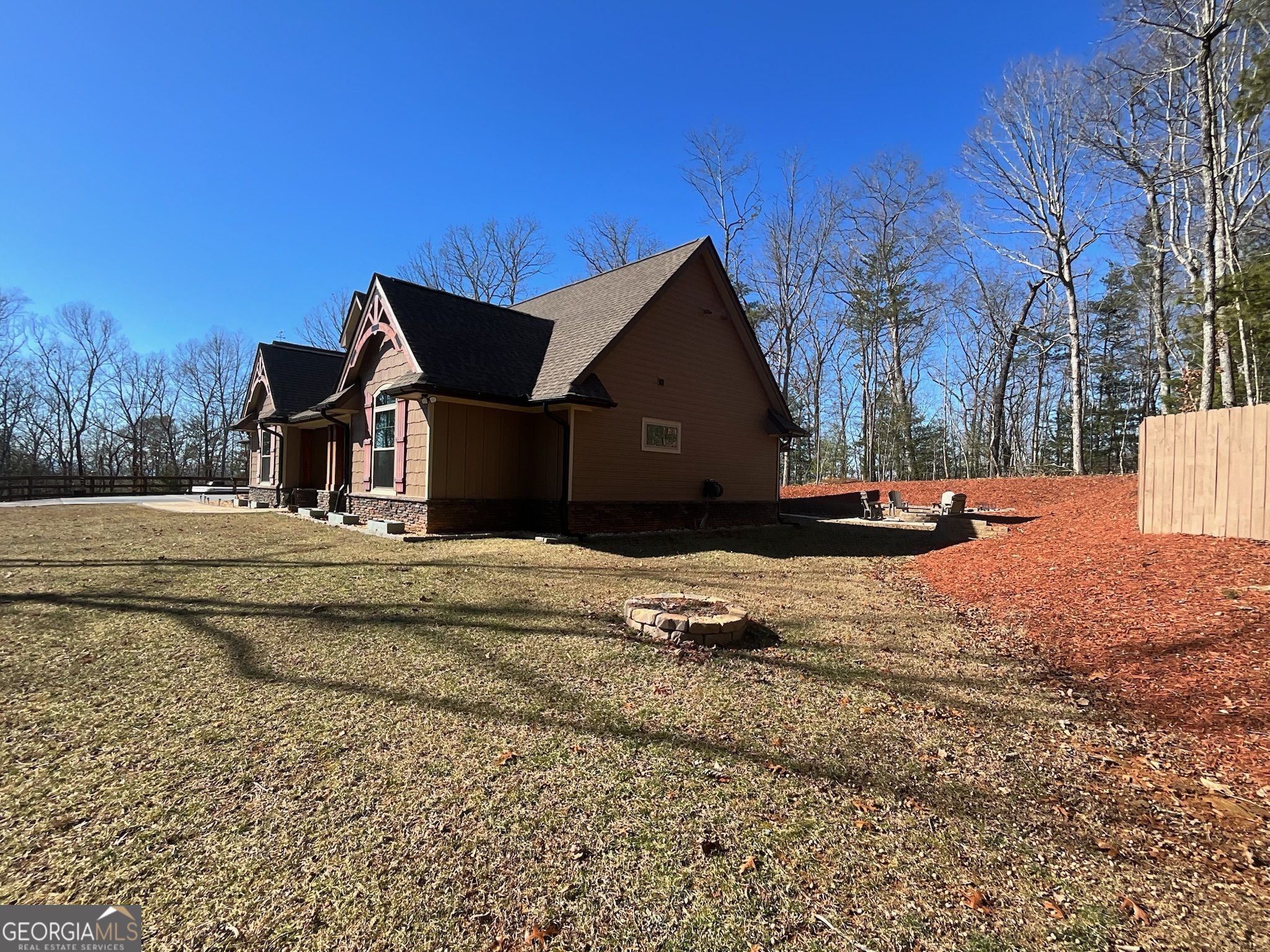3331 Gumlog Road Young Harris GA 30582