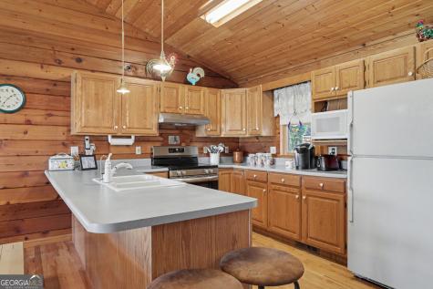 437 Highpoint Drive Scaly Mountain NC 28775