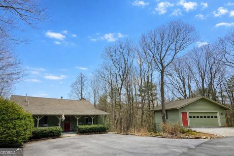437 Highpoint Drive Scaly Mountain NC 28775