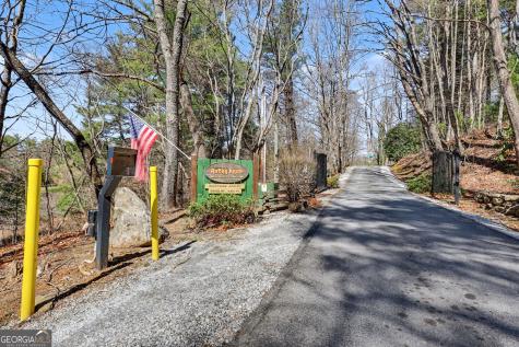 437 Highpoint Drive Scaly Mountain NC 28775