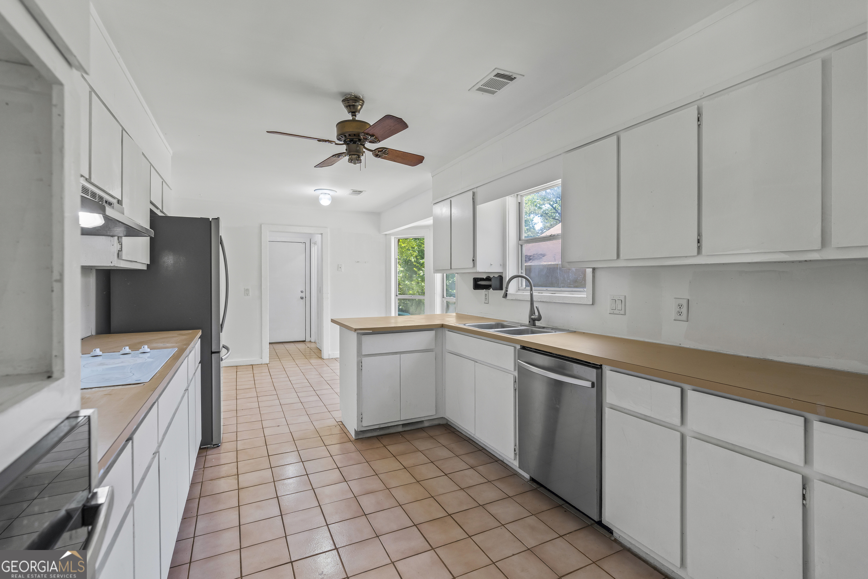 5132 Winterberry Drive Stone Mountain GA 30088