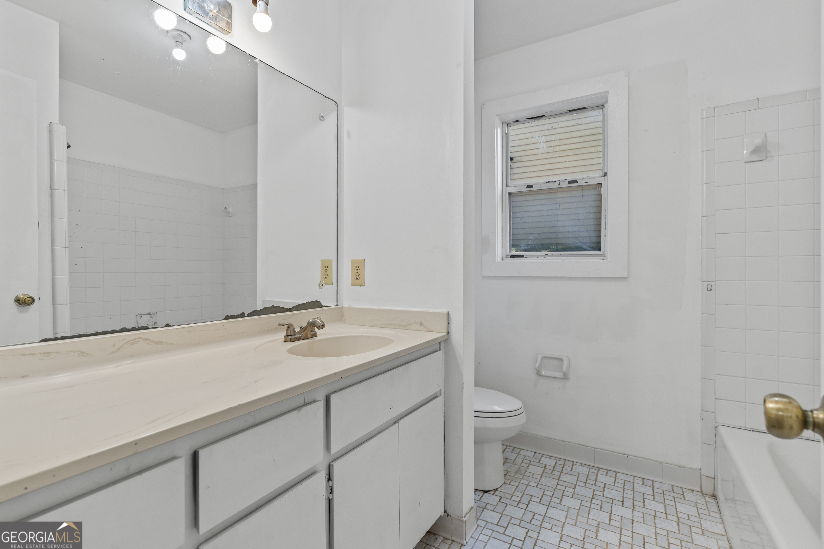 5132 Winterberry Drive Stone Mountain GA 30088