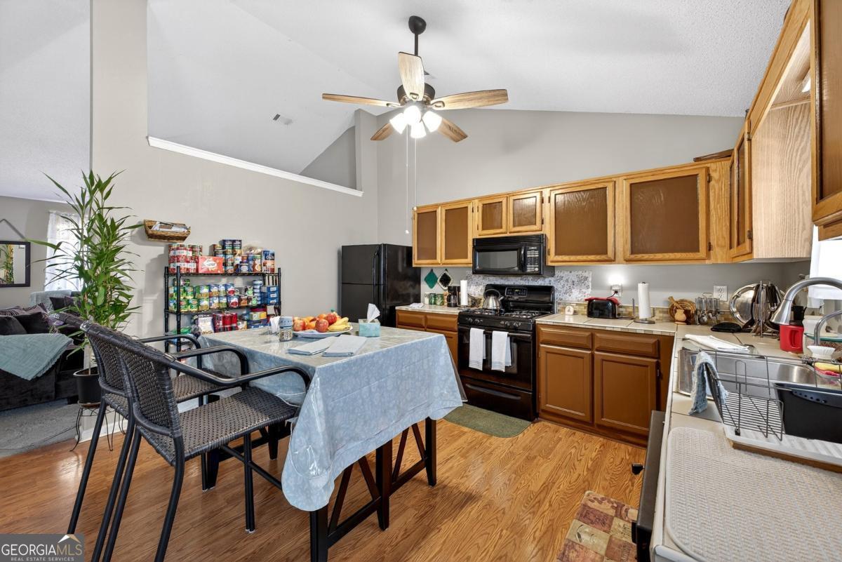 7183 New Dale Road Rex GA 30273