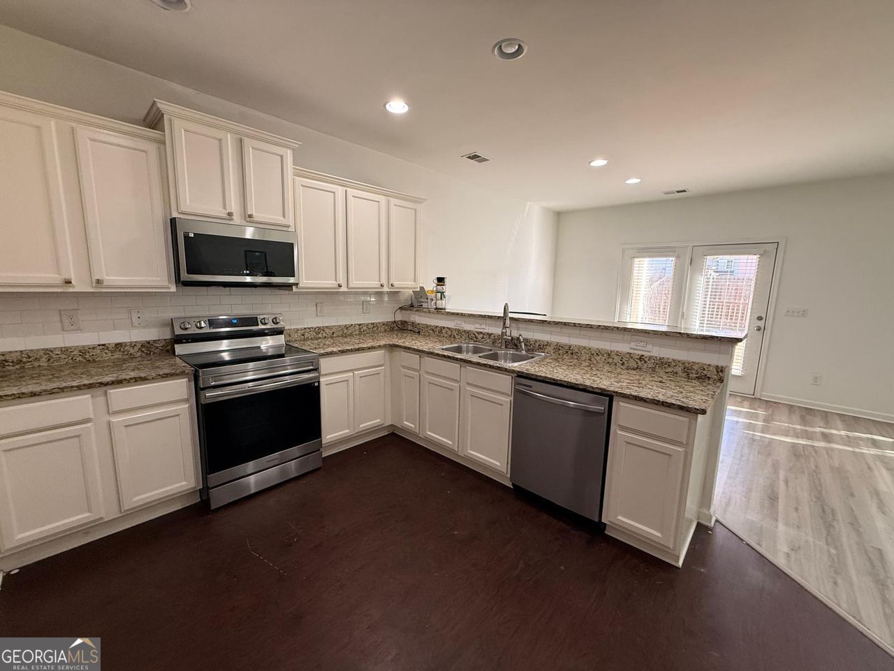 2450 Oakleaf Circle Lithonia GA 30058