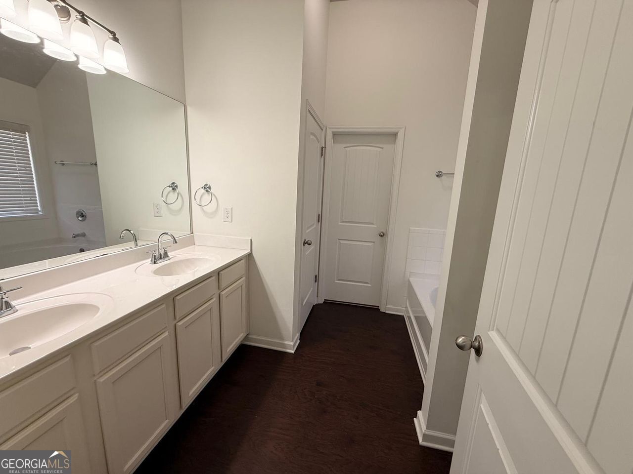 2450 Oakleaf Circle Lithonia GA 30058