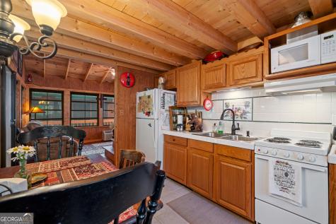 33 Speckled Trout Drive Cleveland GA 30528