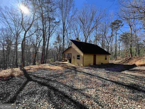 55 Black Bear Trail Cleveland GA 30528