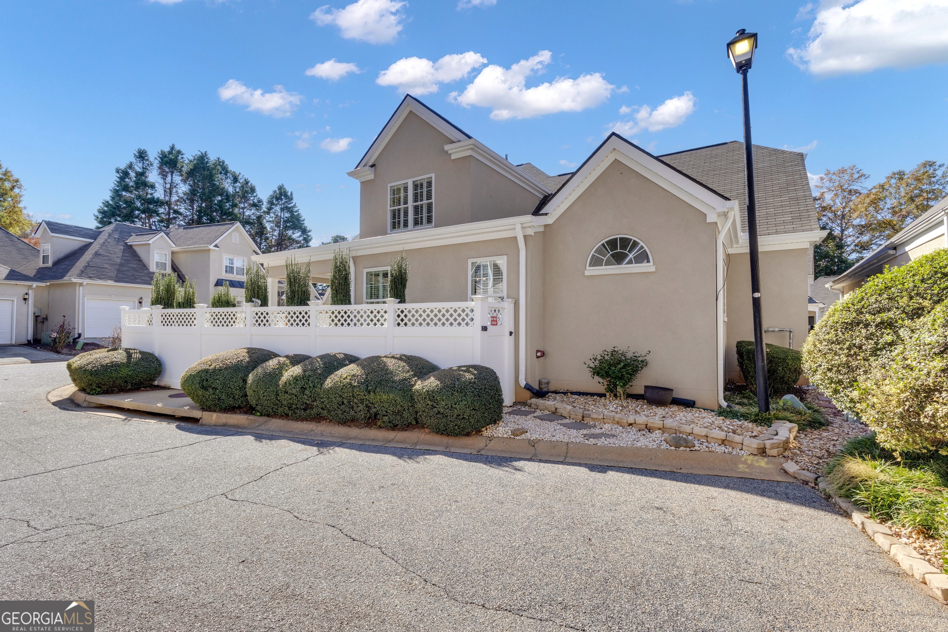 33 Village Lane Newnan GA 30265