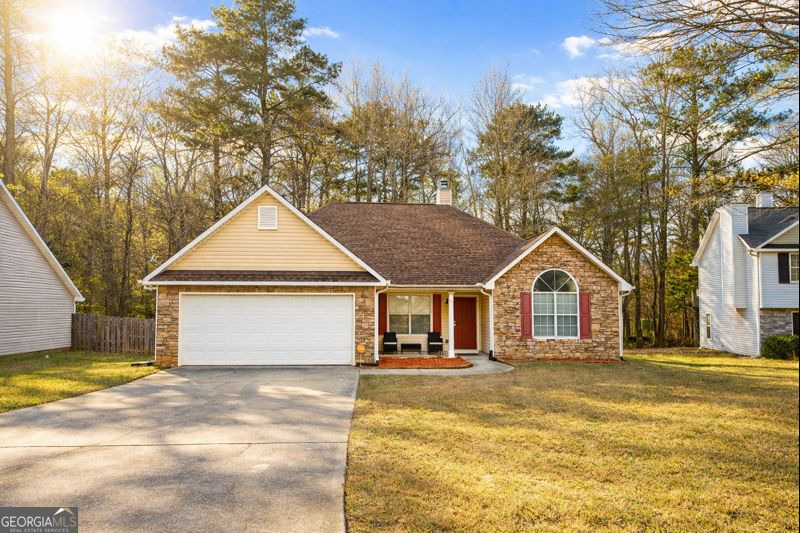 6135 Stone Creek Lane Rex GA 30273