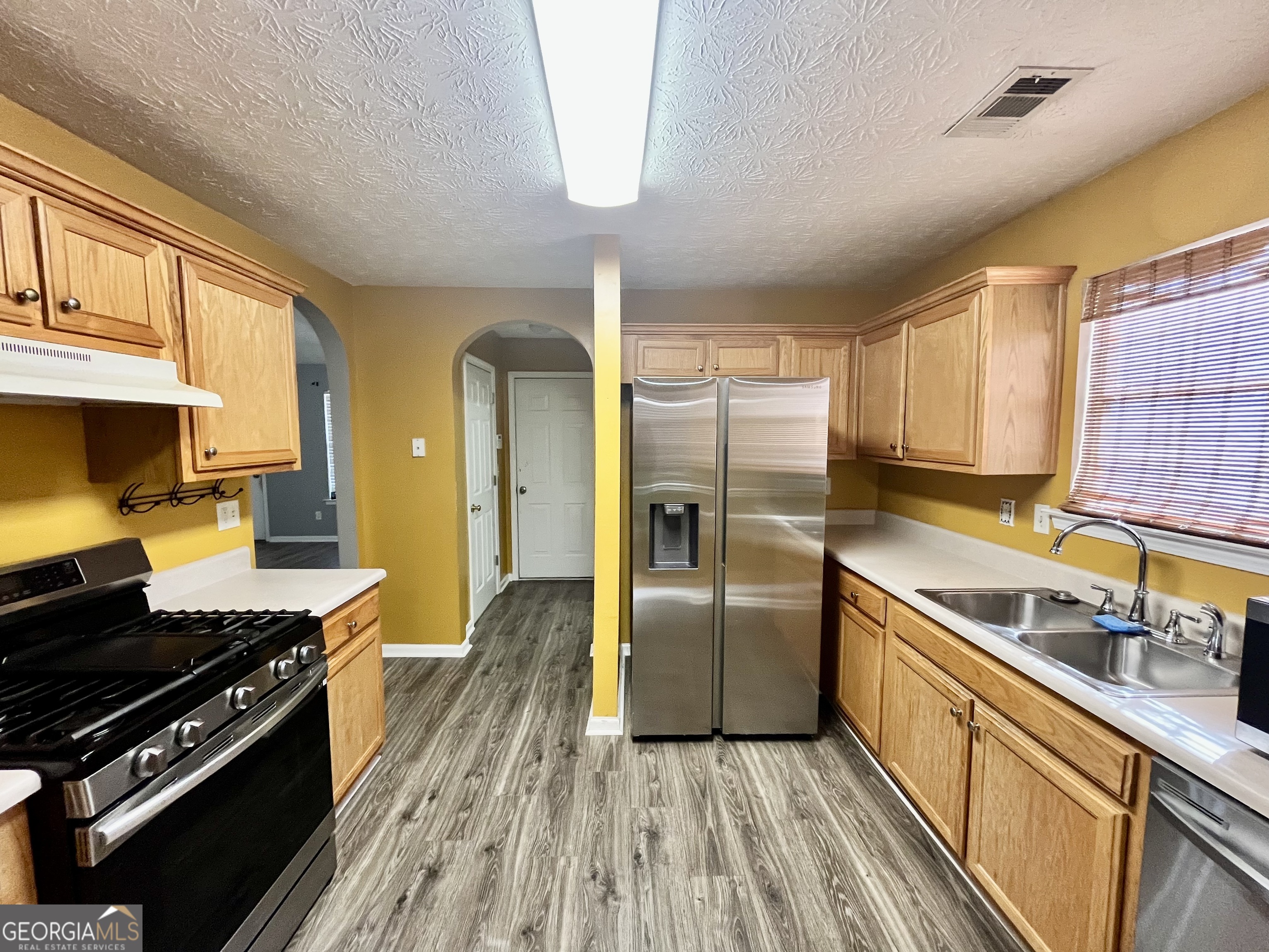 6135 Stone Creek Lane Rex GA 30273