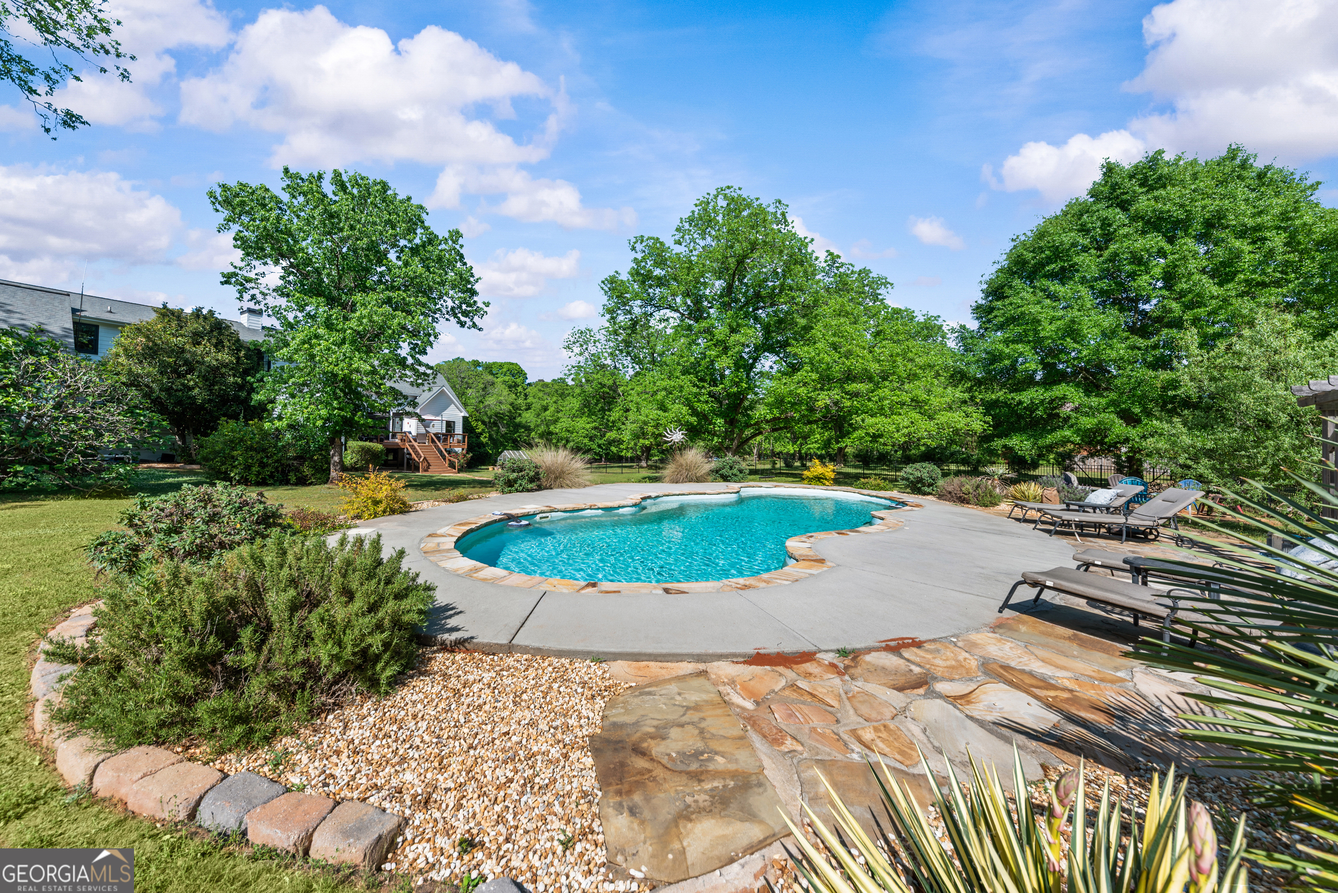 1110 Summit Circle Watkinsville GA 30677