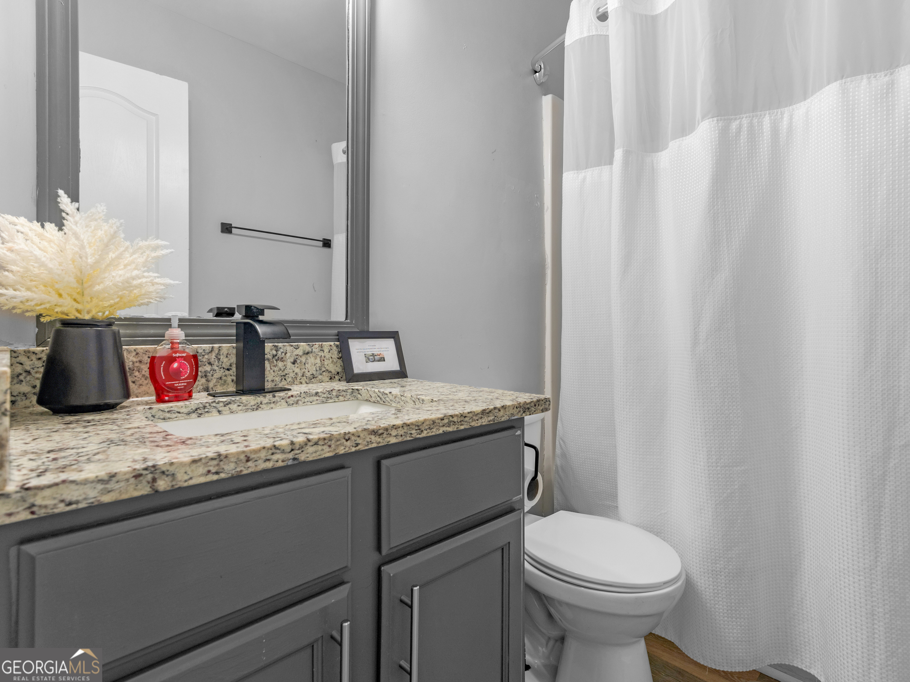 1132 Oak Hollow Lane Hampton GA 30228