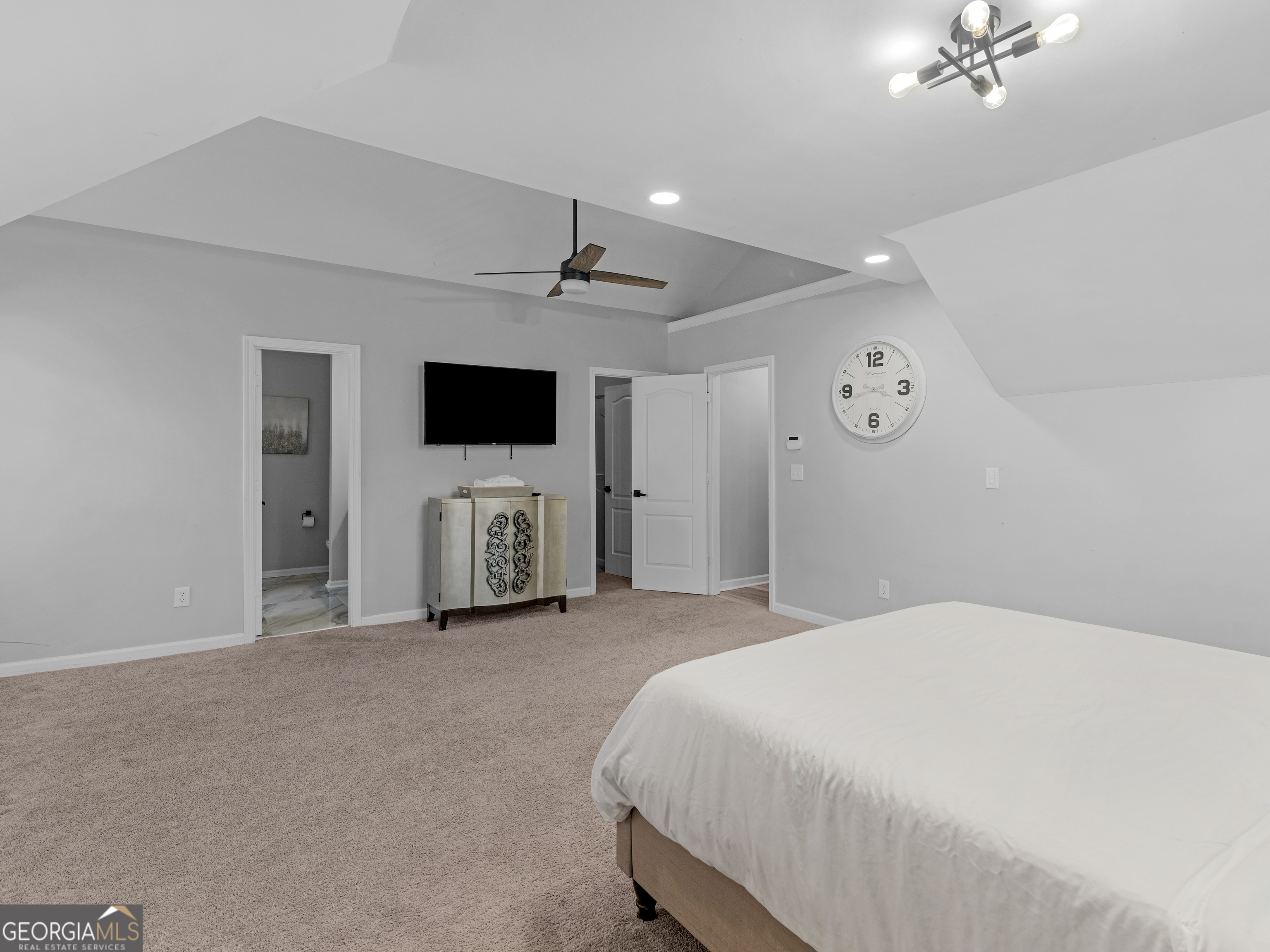 1132 Oak Hollow Lane Hampton GA 30228