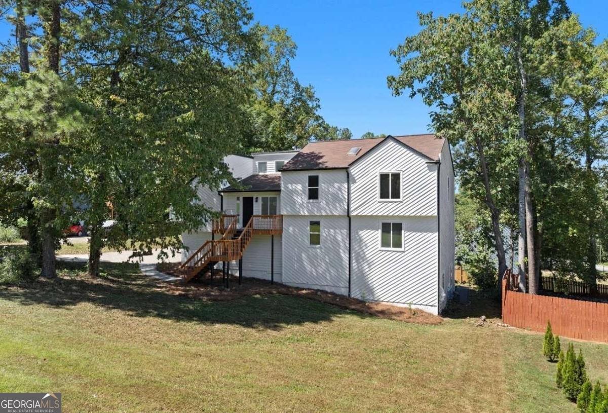 5111 Manitou Way Stone Mountain GA 30087
