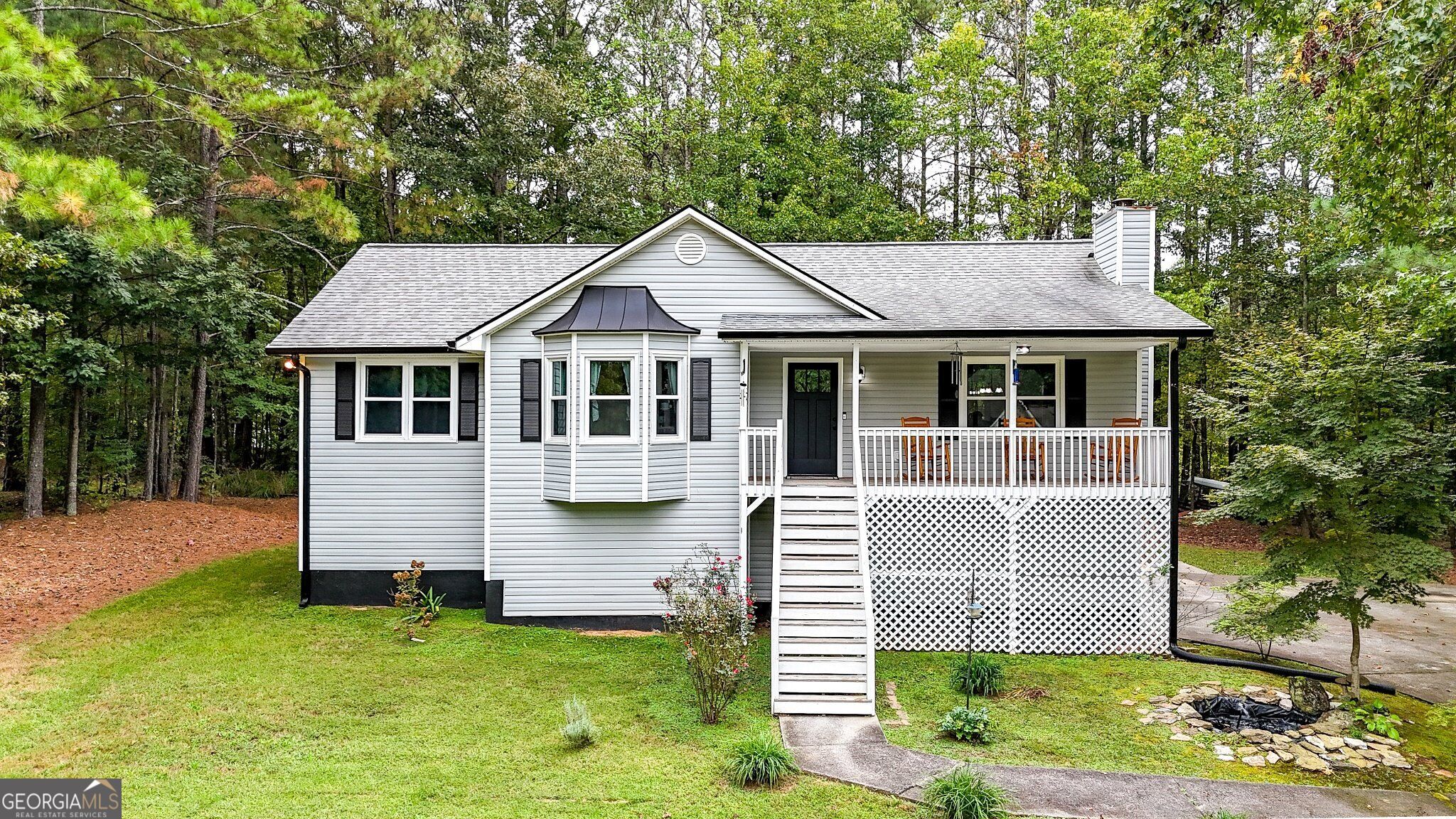 13 Black Water Drive White GA 30184