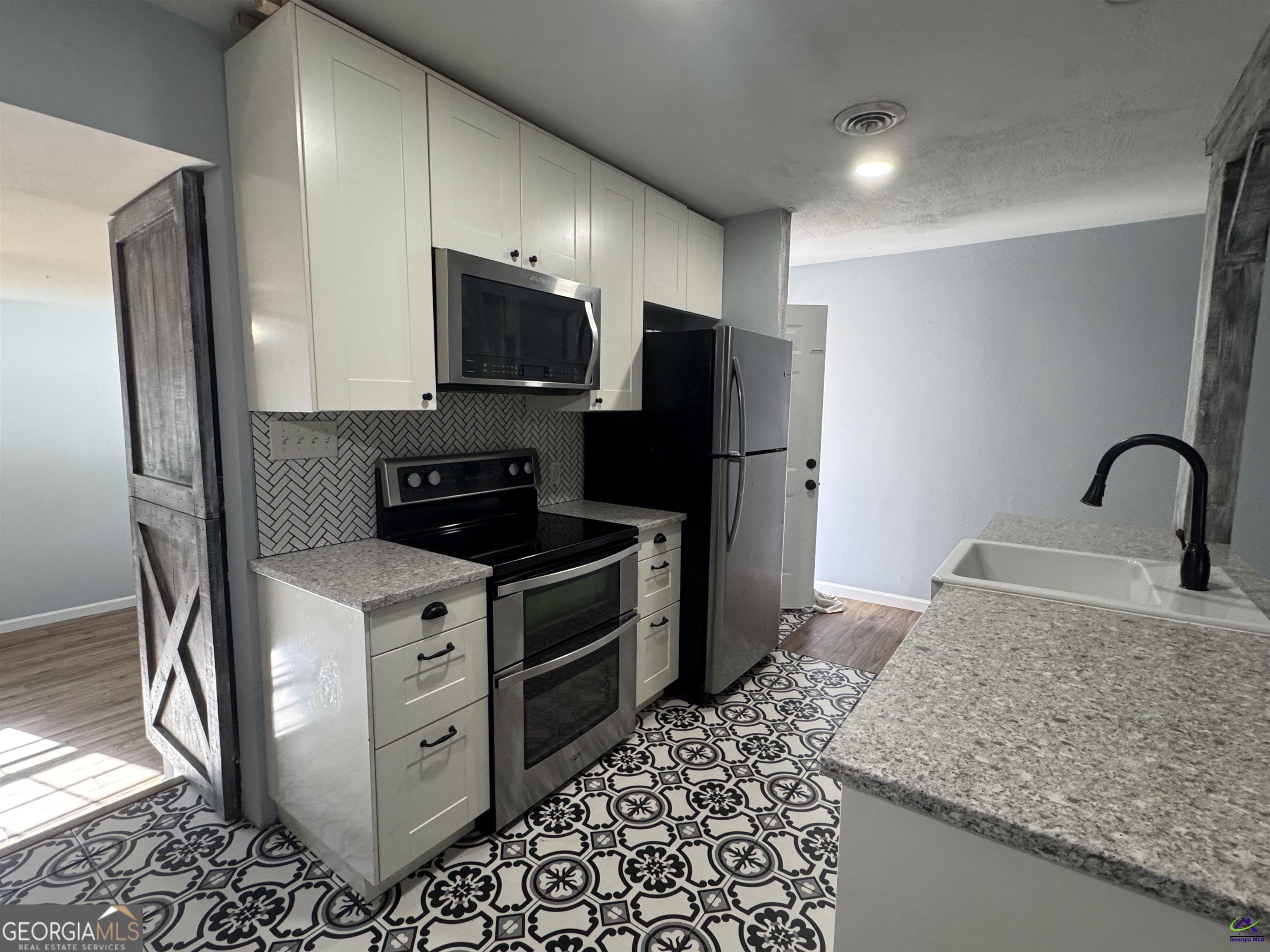 337 Mary Lane Warner Robins GA 31088