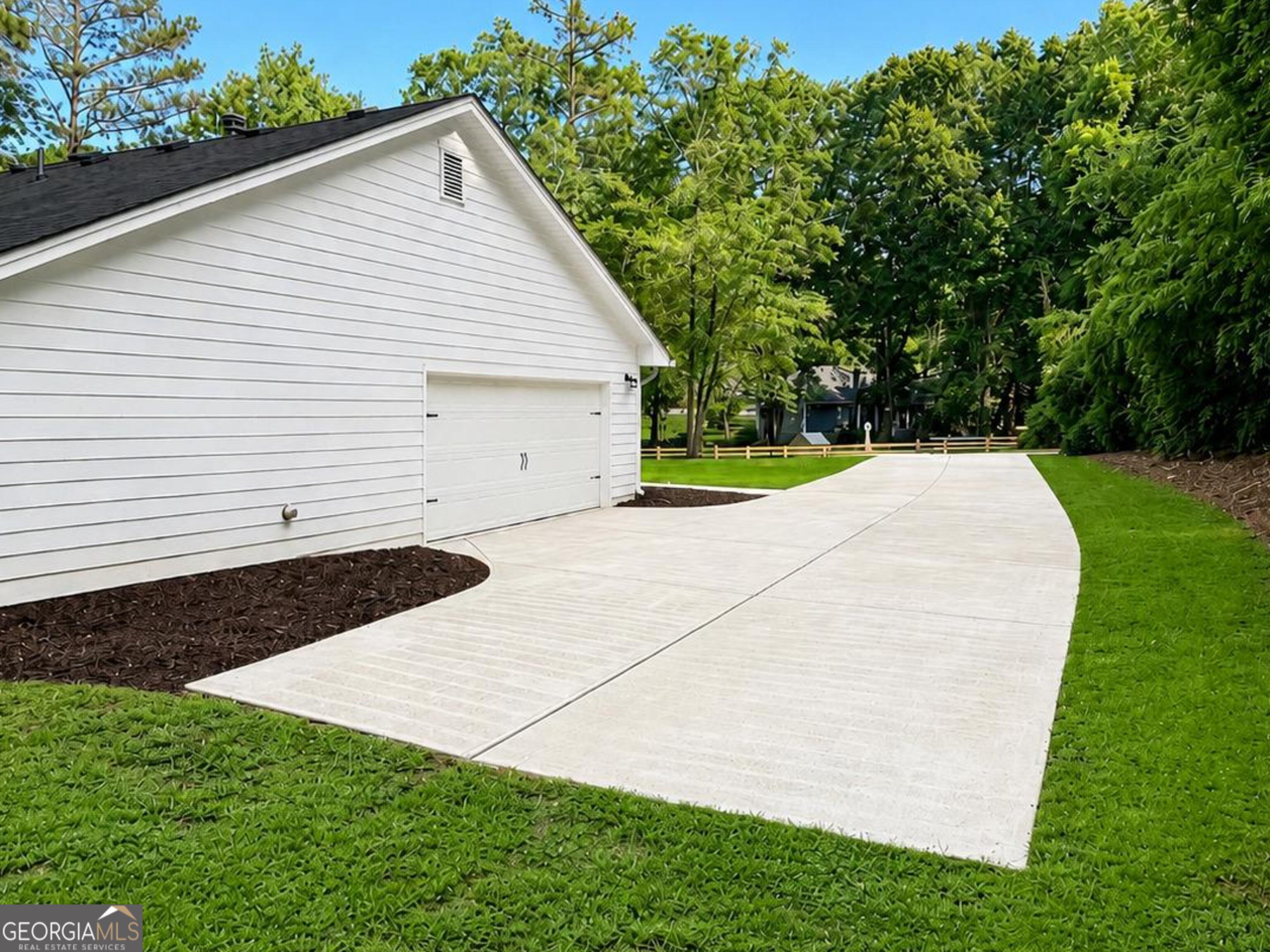 239 First Street Statham GA 30666